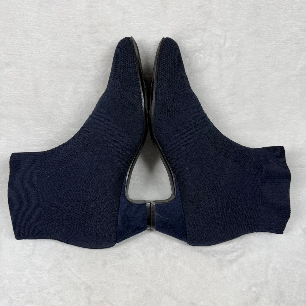 Impo Navy Blue Stretch Knit Sock Bootie Kitten Heel Pointed Toe Memory‎ Foam 7.5